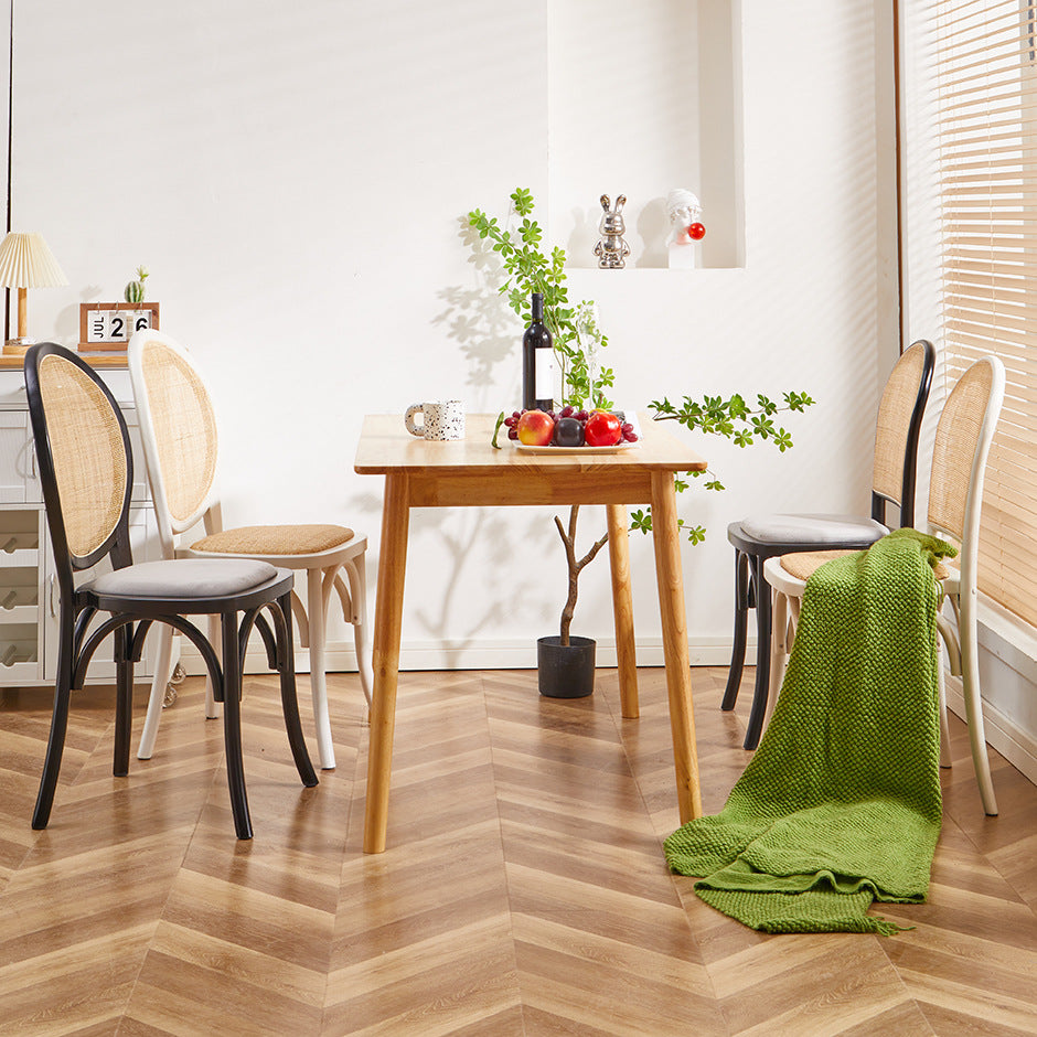 Chaise de salle à manger contemporaine scandinave en rotin et bois massif ovale carrée avec dossier pour salle à manger 