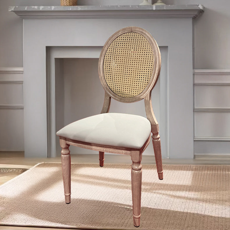 Chaise de salle à manger ovale trapézoïdale rembourrée en rotin vintage traditionnel et bois massif avec dossier pour salle à manger 