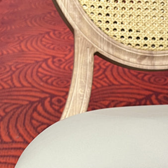 Chaise de salle à manger ovale trapézoïdale rembourrée en rotin vintage traditionnel et bois massif avec dossier pour salle à manger 