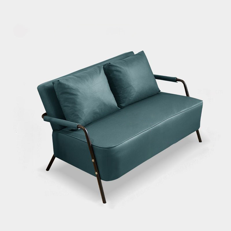 Traditionelles französisches 2-Sitzer-Sofa aus kratzfestem Kunstleder, Stoff und Metall mit rechteckiger, geschwungener Form sowie Rückenlehne und Armlehnen für das Wohnzimmer 