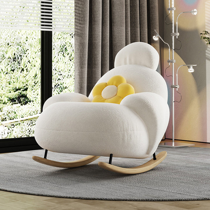 Chaise d'appoint contemporaine en tissu teddy scandinave, métal et bois massif, en forme de pingouin, avec dossier incurvé et accoudoirs, pour salon 