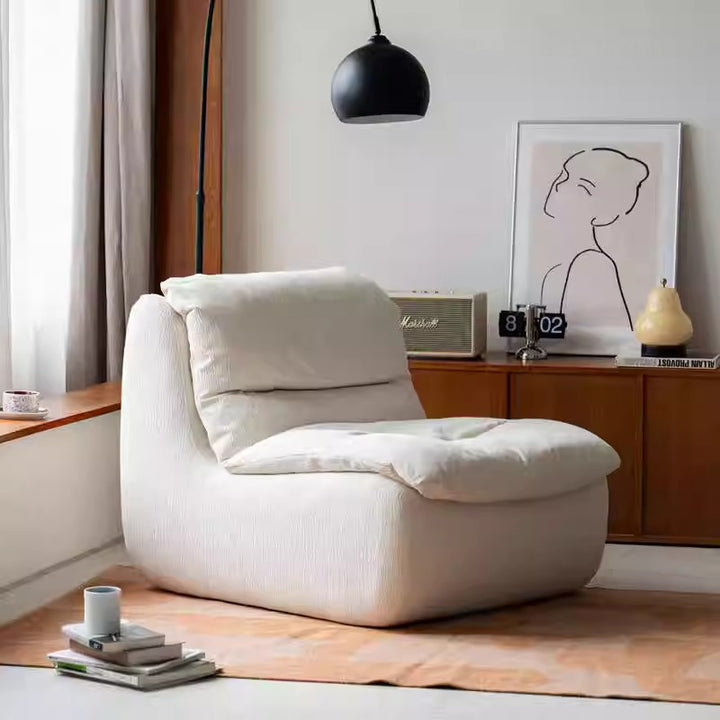 Zeitgenössischer kreativer Samt-Feder-gefüllter Tofu-Block quadratischer Akzentstuhl mit Rückenlehne für das Wohnzimmer 