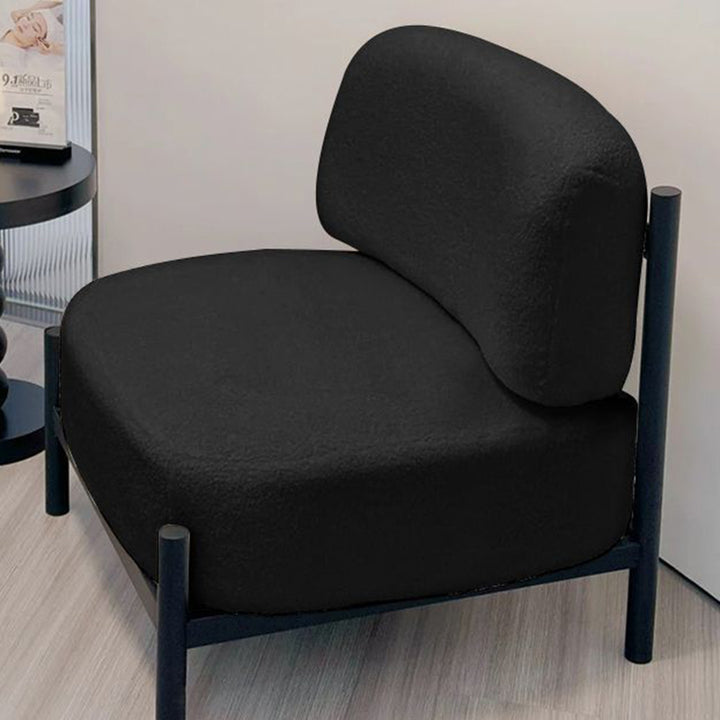 Moderner luxuriöser Akzentstuhl aus Sherpa-Stoff, Massivholz und Metall mit geschwungener quadratischer Form und Rückenlehne für das Wohnzimmer 