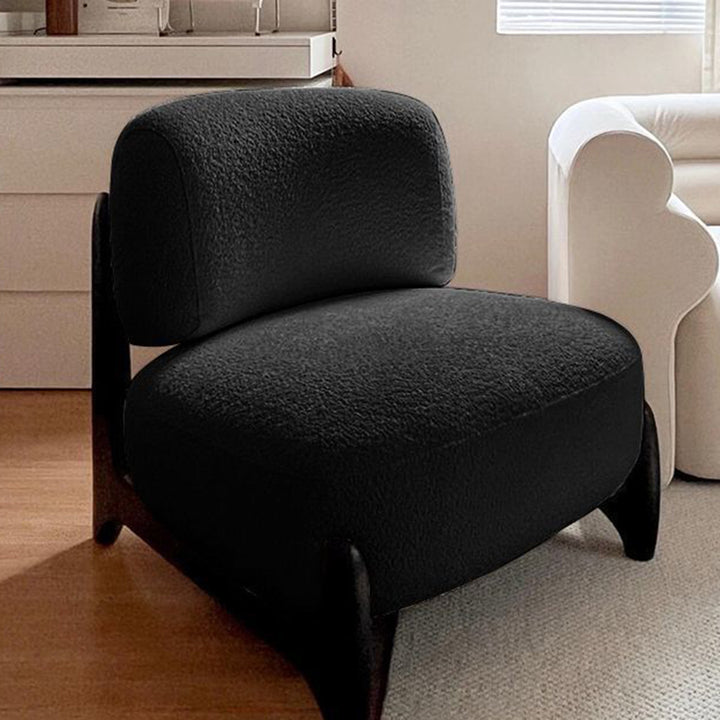 Moderner luxuriöser Akzentstuhl aus Sherpa-Stoff, Massivholz und Metall mit geschwungener quadratischer Form und Rückenlehne für das Wohnzimmer 