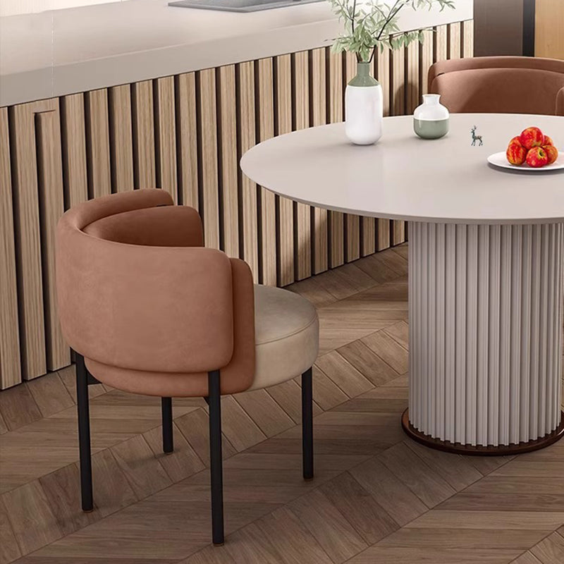 Taburete de tocador redondo contemporáneo escandinavo de terciopelo mate y acero al carbono con respaldo para dormitorio 