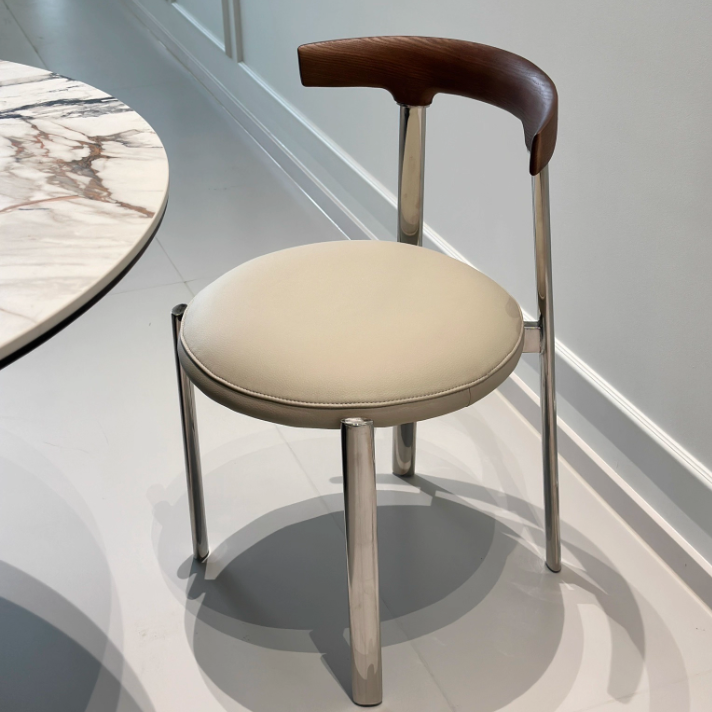 Contemporary Scandinavian Microfiber Leather Stainless Steel Ash Wood Round Curved Back Dining Chair With Backrest For Dining Room
