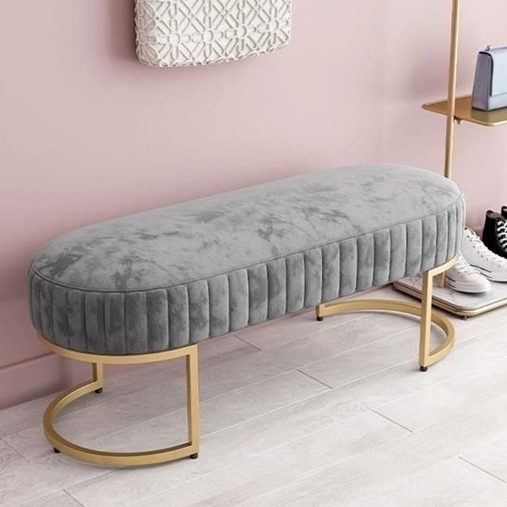 Moderner Luxus-Samt-Metall-Lang-Oval-Schuhbank für Wohnzimmer 