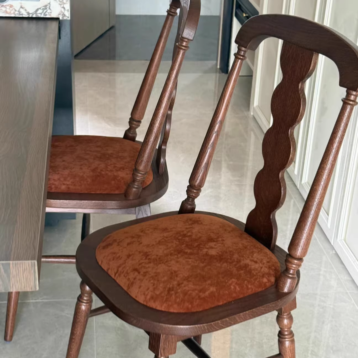 Traditional French Velvet Rubberwood Rounded Square Wave Dining Chair With Backrest For Dining Room