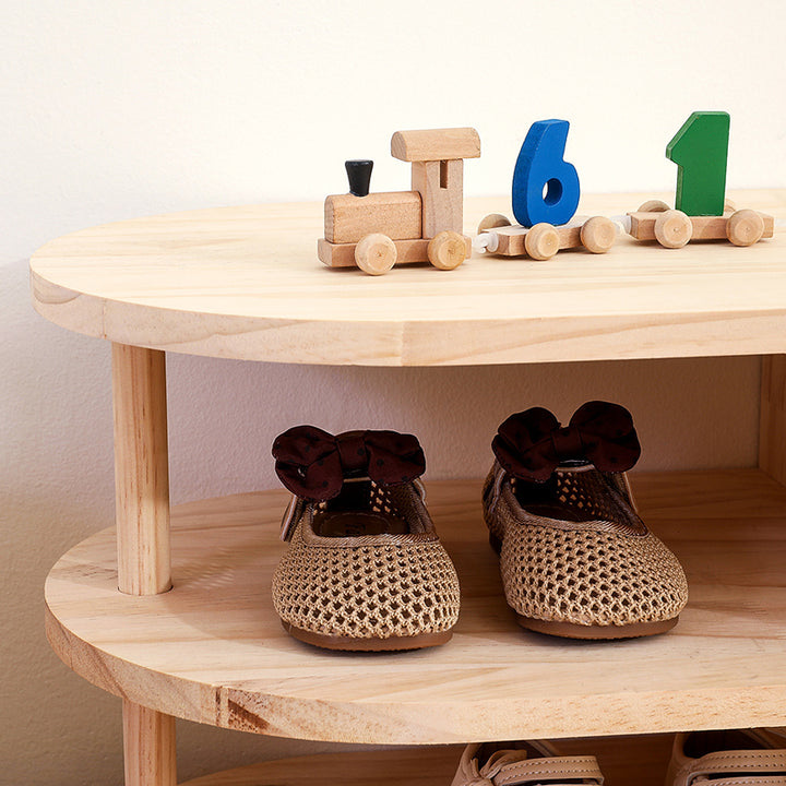 Traditionelles gebogenes Schuhregal für Kinder aus japanischem Kiefernholz in quadratischer Form mit 2 Ebenen für das Wohnzimmer 
