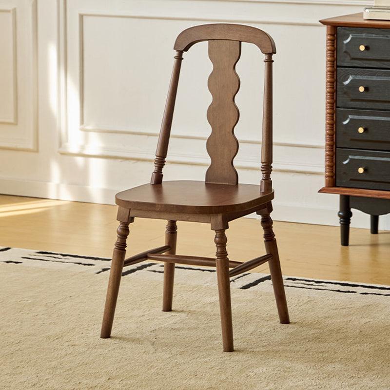 Chaise de salle à manger carrée cylindrique en bois d’hévéa vintage traditionnel avec revêtement en PU cuir et dossier, pour salle à manger 