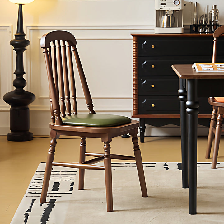 Chaise de salle à manger carrée cylindrique en bois d’hévéa vintage traditionnel avec revêtement en PU cuir et dossier, pour salle à manger 