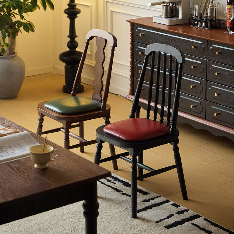 Chaise de salle à manger carrée cylindrique en bois d’hévéa vintage traditionnel avec revêtement en PU cuir et dossier, pour salle à manger 