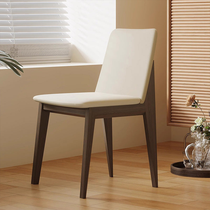 Moderner skandinavischer Esszimmerstuhl mit quadratischer Rückenlehne aus Eschenholz und Mikrofaserleder für das Esszimmer 