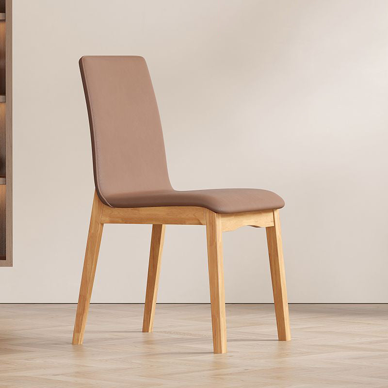 Chaise de salle à manger contemporaine scandinave en bois massif, microfibre et cuir, dossier carré incurvé pour salle à manger 