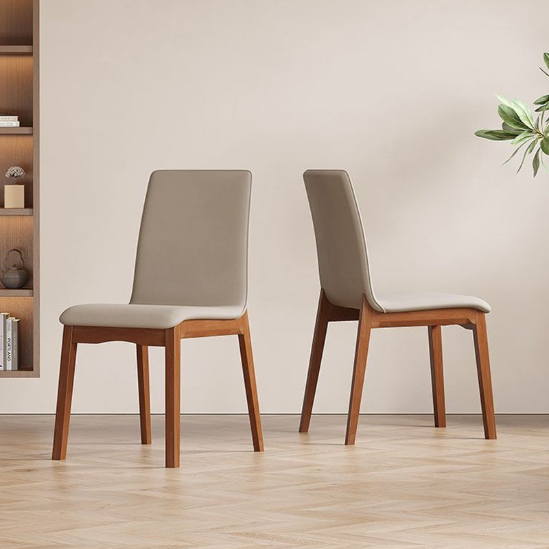 Chaise de salle à manger contemporaine scandinave en bois massif, microfibre et cuir, dossier carré incurvé pour salle à manger 
