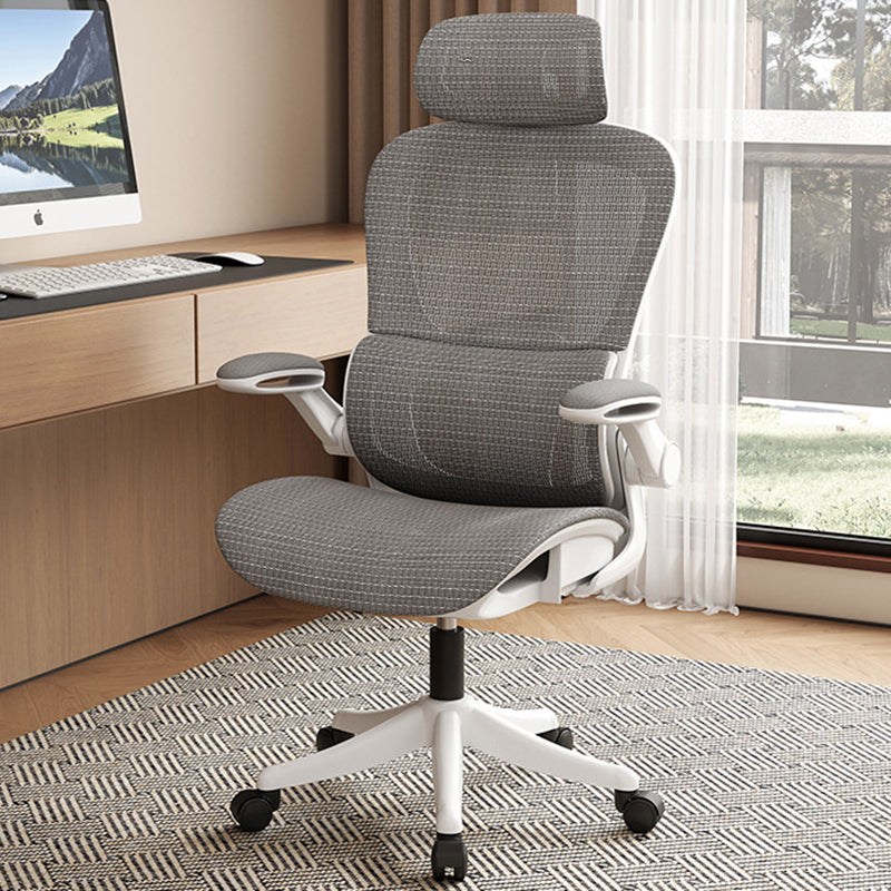 Chaise de bureau courbée moderne minimaliste à cinq branches en acier et maille de nylon avec dossier et accoudoirs pour bureau à domicile 