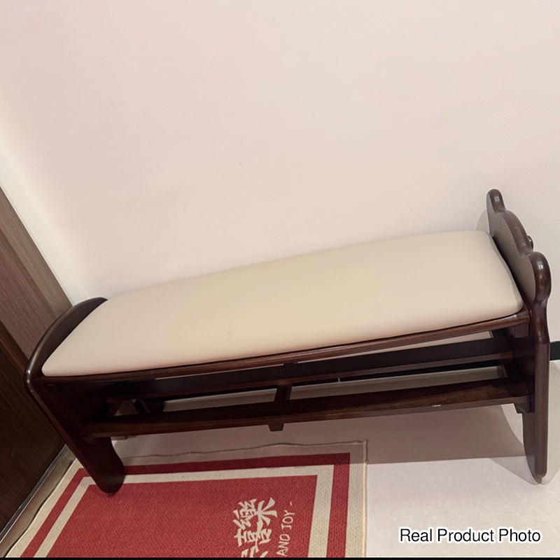 Moderne kreative rechteckige Schuhbank aus Kautschukholz und PU-Leder im Bärendesign mit 1/2 Ablage für das Wohnzimmer 