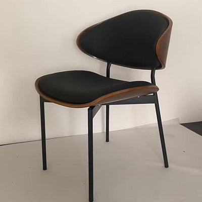 Chaise de salle à manger moderne minimaliste avec dossier carré incurvé en cuir synthétique et métal en feuille 