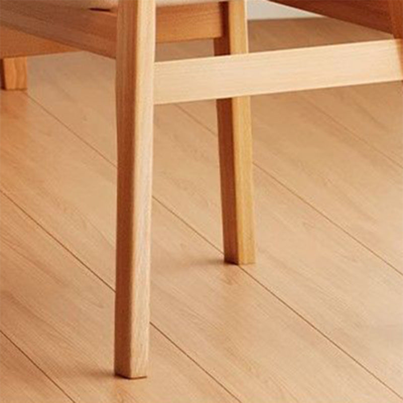 Chaise de salle à manger moderne minimaliste carrée en coton et lin rembourrée avec dossier incurvé en bois massif 