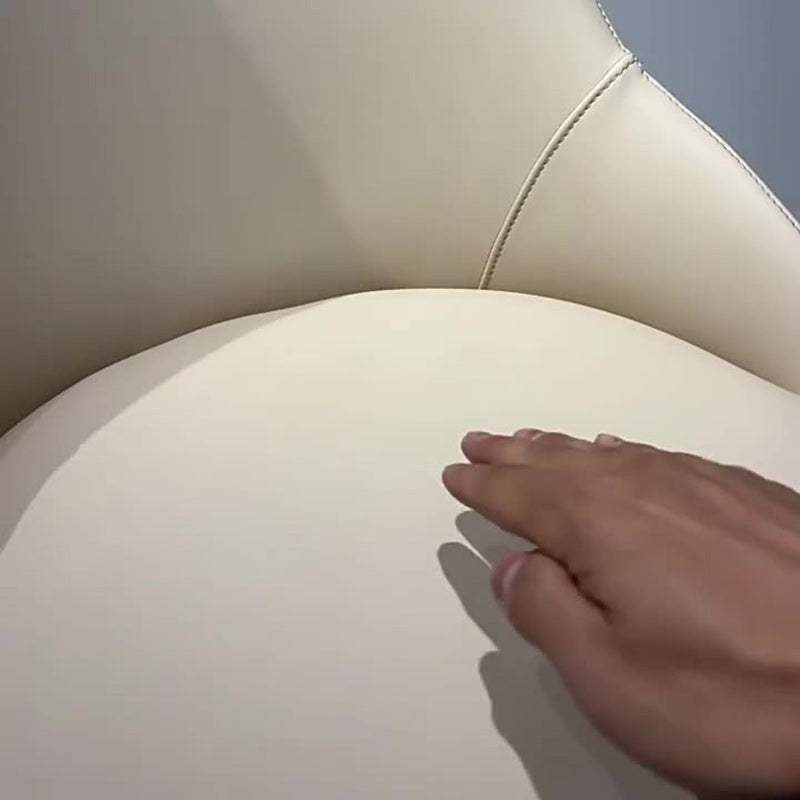 Moderner nordischer quadratischer Esszimmerstuhl aus gepolstertem Mikrofaserleder und Kohlenstoffstahl mit Mezzanine-Rückenlehne für das Esszimmer 