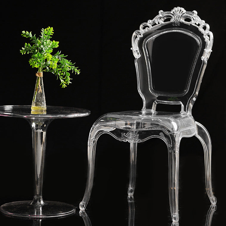 Chaise de salle à manger en acrylique sculpté carré moderne minimaliste avec dossier en plastique pour salle à manger 