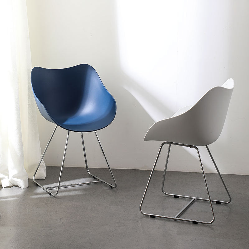 Contemporary Nordic Curved Iron PP Dining Chair Backrest Armrest For Dining Room