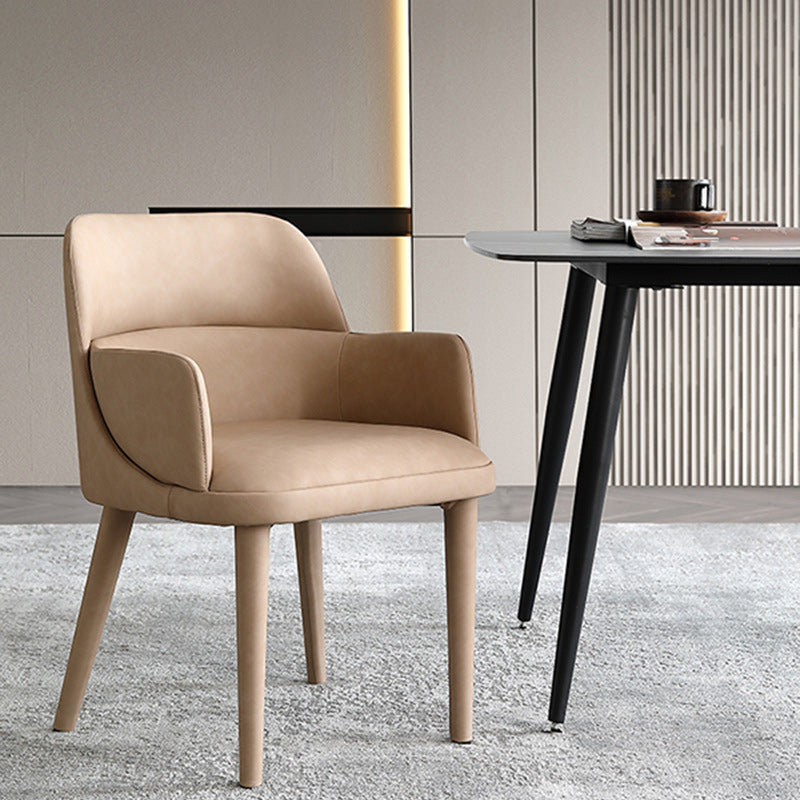 Moderner minimalistischer rechteckiger Stuhl aus Kunstleder und Eiche mit Rückenlehne und Armlehnen für das Wohnzimmer 