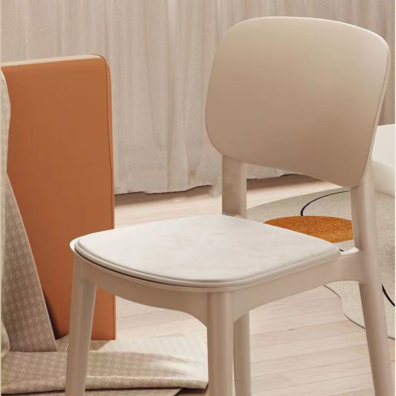 كرسي بلاستيك مربع عصري مبتكر بدون مسند ظهر لغرفة المعيشة 