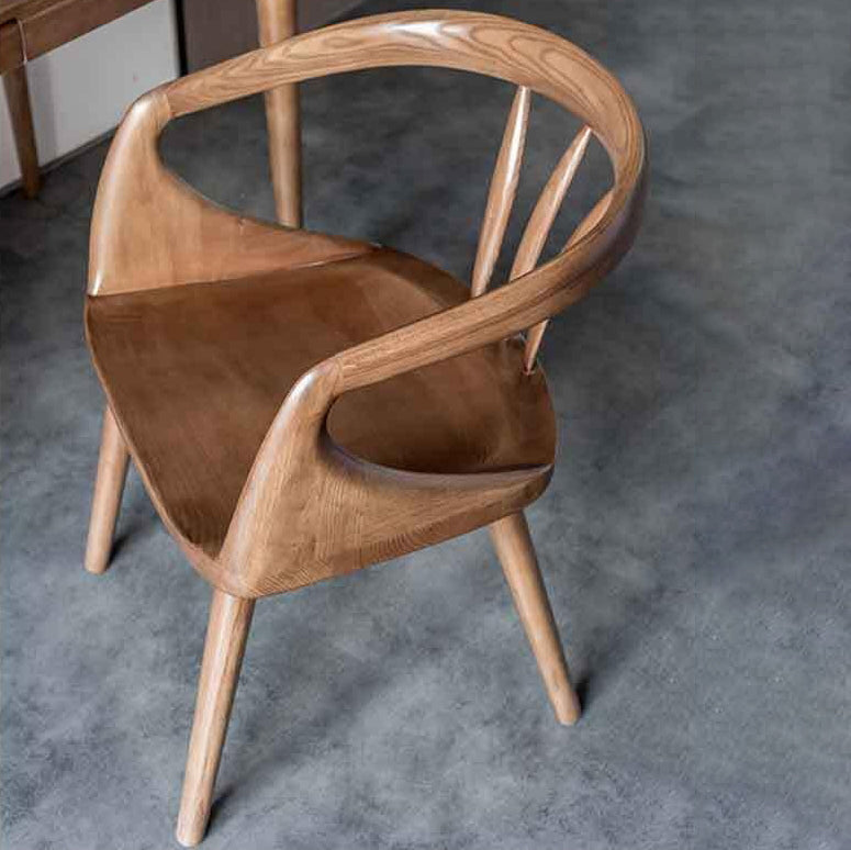 Zeitgenössischer nordischer ovaler Holzstuhl mit Rückenlehne und Armlehne für das Wohnzimmer 