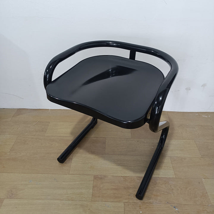 Silla de comedor sin respaldo ni brazos de hierro ABS cuadrada industrial contemporánea para comedor 