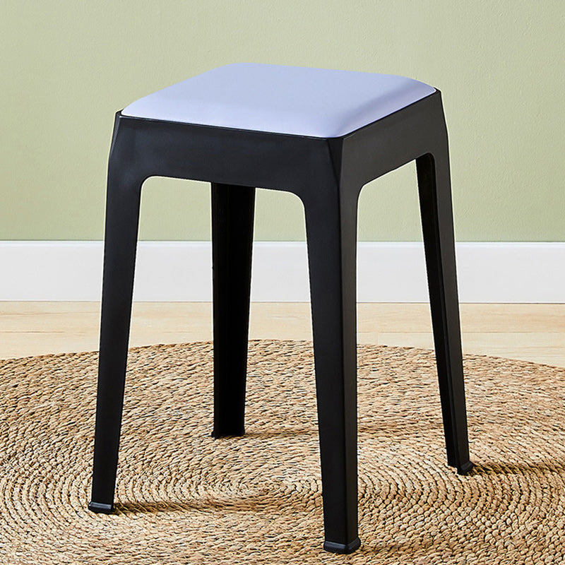 Moderner minimalistischer quadratischer Barhocker aus gepolstertem PU-Leder und PP-Kunststoff für das Esszimmer 