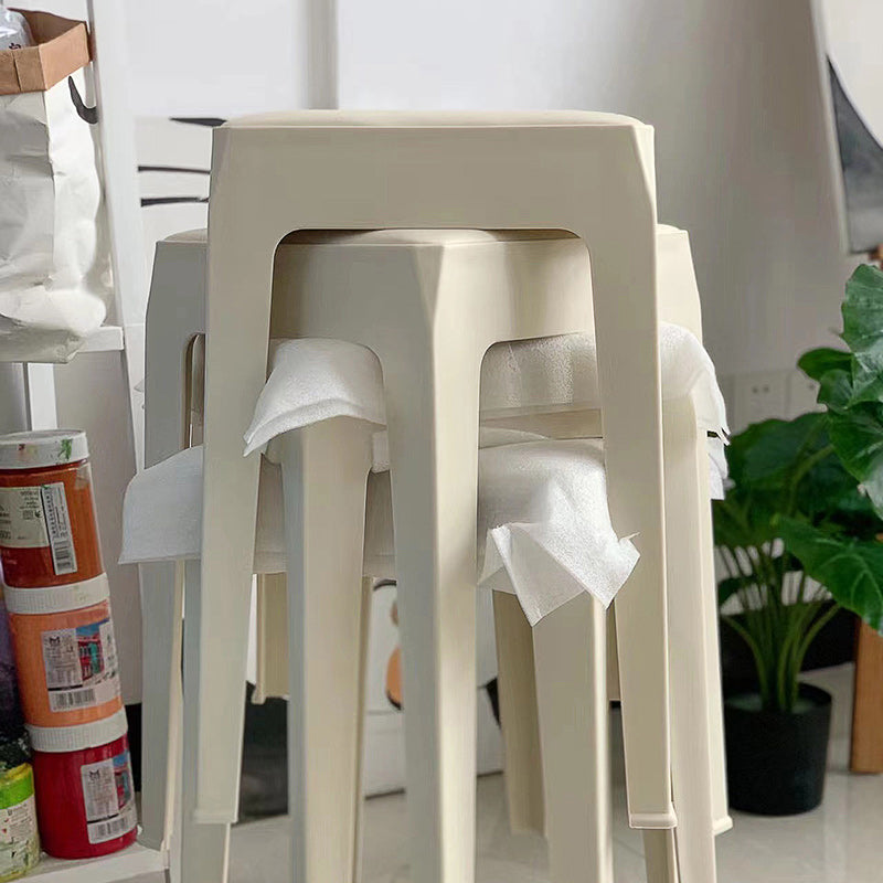 Moderner minimalistischer quadratischer Barhocker aus gepolstertem PU-Leder und PP-Kunststoff für das Esszimmer 