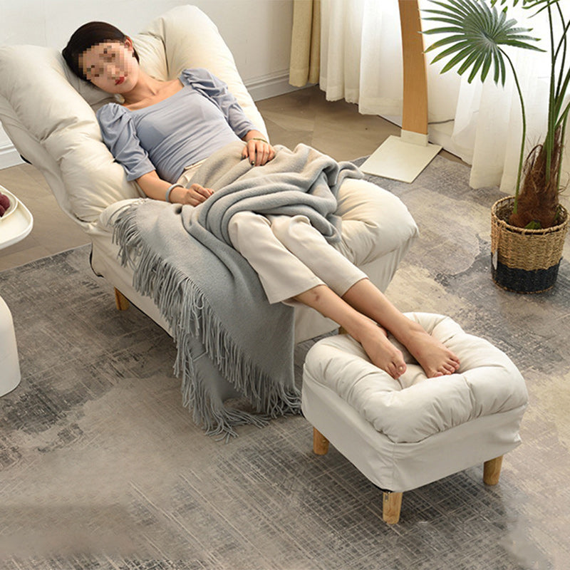 Sillón auxiliar rectangular moderno y minimalista de tela sherpa de tejido sintético, con estructura de acero y madera, respaldo y reposapiés, para sala de estar 