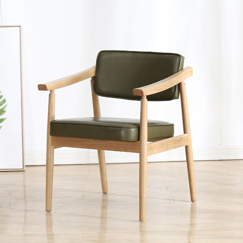Silla de comedor de plástico de ratán cuadrada nórdica contemporánea con respaldo y reposabrazos para comedor 