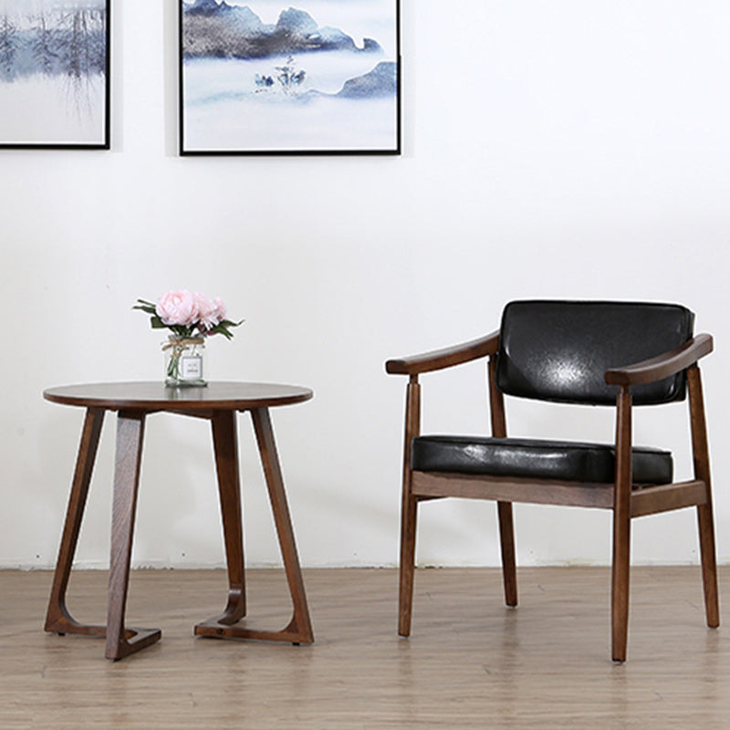Silla de comedor de plástico de ratán cuadrada nórdica contemporánea con respaldo y reposabrazos para comedor 