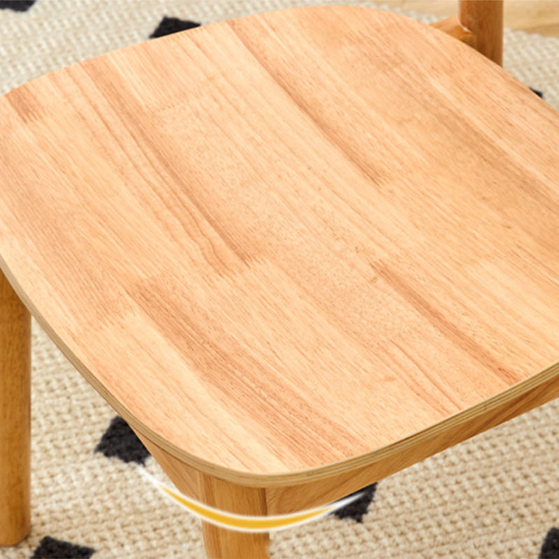 Moderner minimalistischer quadratischer gebogener Holz-Rattan-Esszimmerstuhl mit Rückenlehne für das Esszimmer 