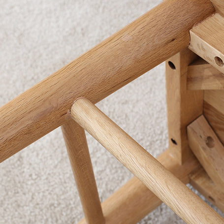 Moderner minimalistischer quadratischer Hocker aus Eichenholz mit Stoffbezug als Fußhocker für das Wohnzimmer 