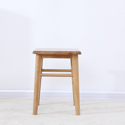 Moderner minimalistischer quadratischer Hocker aus Eichenholz mit Stoffbezug als Fußhocker für das Wohnzimmer 