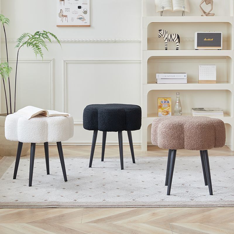 Contemporary Creative Cloud Shape Lambswool Carbon Steel Frame Low Stool For Bedroom