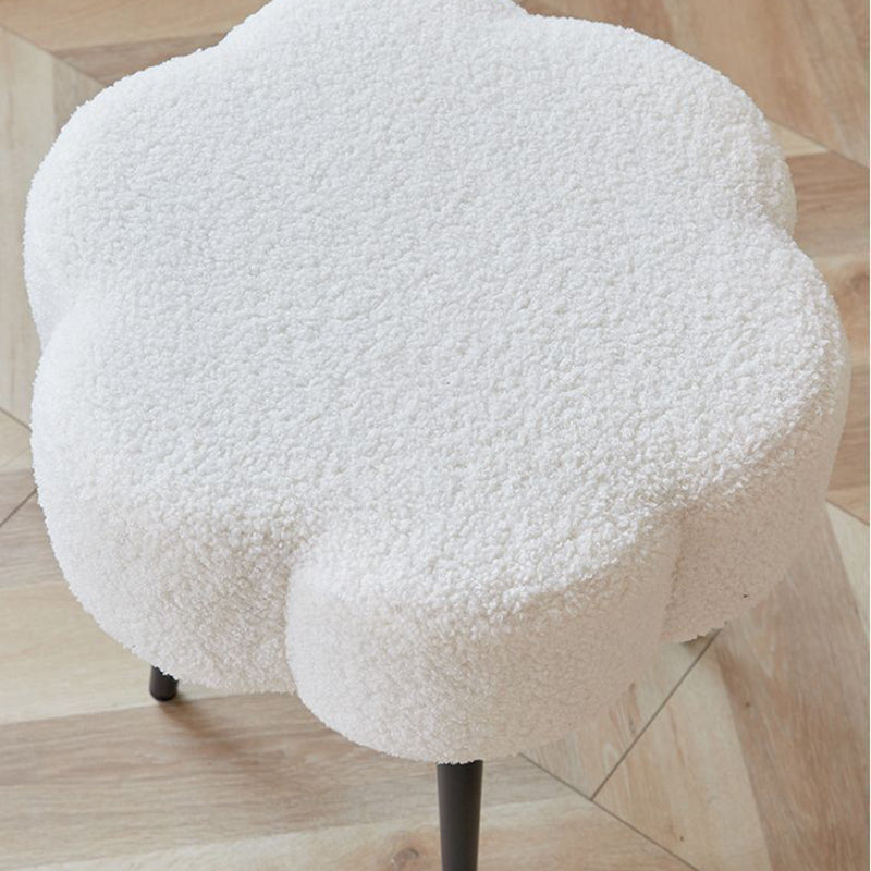 Contemporary Creative Cloud Shape Lambswool Carbon Steel Frame Low Stool For Bedroom
