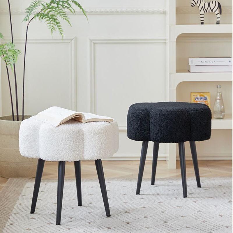 Contemporary Creative Cloud Shape Lambswool Carbon Steel Frame Low Stool For Bedroom