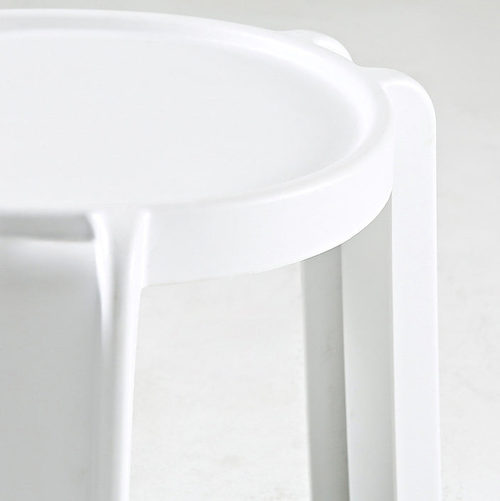 Taburete bajo apilable redondo de geometría escandinava contemporánea para dormitorio 