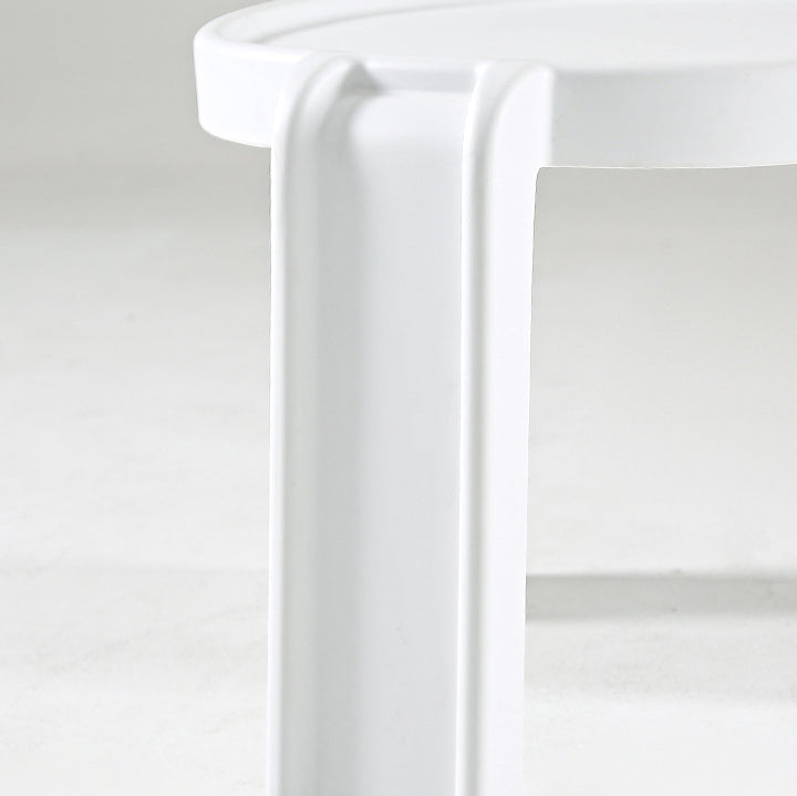 Taburete bajo apilable redondo de geometría escandinava contemporánea para dormitorio 