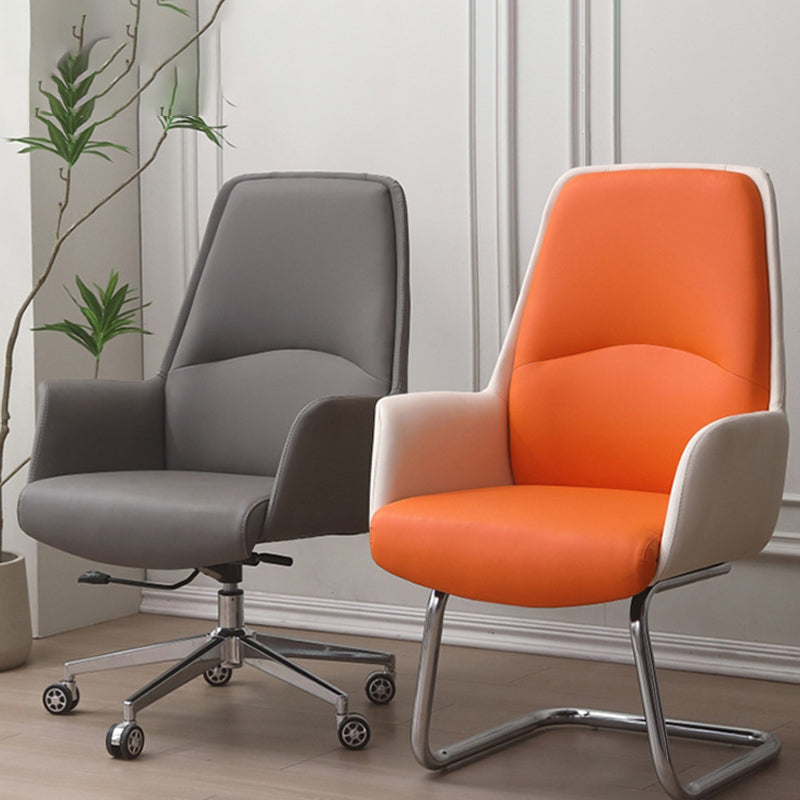 Moderner minimalistischer Schreibtischstuhl mit quadratischer Rückenlehne aus Kunstleder und Karbonstahl, drehbar, höhenverstellbar, mit Rollen, für Homeoffice 