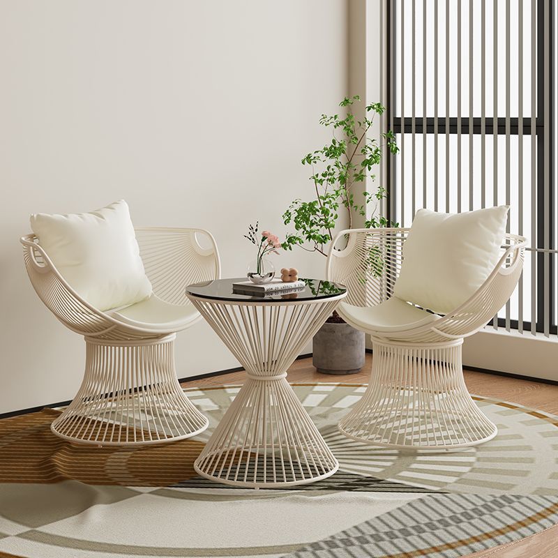 Contemporary Scandinavian Scalloped PU Leather Iron Frame Hollow Dining Chair Backrest For Dining Room