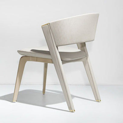 Chaise de salle à manger moderne en cuir microfibre carrée avec cadre en métal et dossier arqué pour salle à manger 