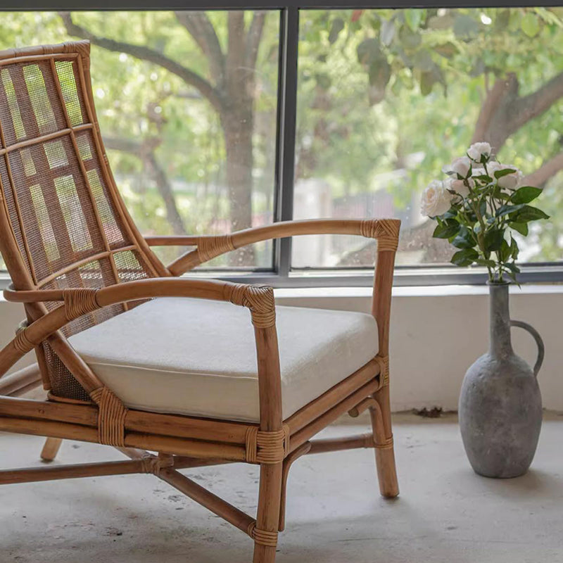 Moderner Luxus PU-Leder gepolsterter Esszimmerstuhl mit Flügelrückenlehne ohne Armlehnen für das Esszimmer 