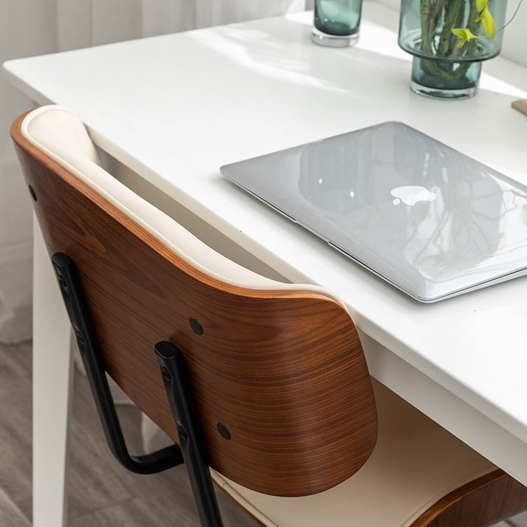 Moderner, schlichter Drehstuhl aus gebogenem PU-Leder, Karbonstahl und Sperrholz, höhenverstellbar, mit Rollen, für Homeoffice 