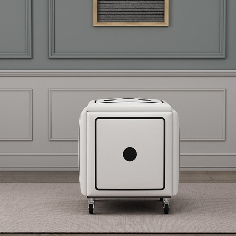 Cube magique de dés créatifs contemporains en cuir synthétique 5-en-1 tabouret combiné empilable à roulettes pour salon 