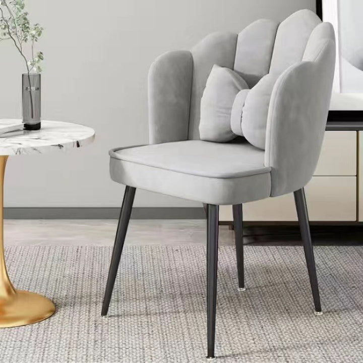 Tabouret de coiffeuse en velours pétale créatif contemporain avec dossier pour la salle à manger 